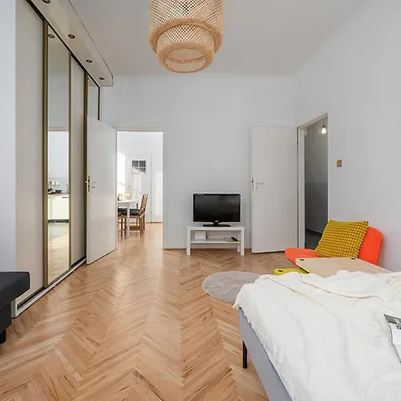 Shortstaypoland Wybrzeze Kosciuszkowskie B126 アパート ワルシャワ